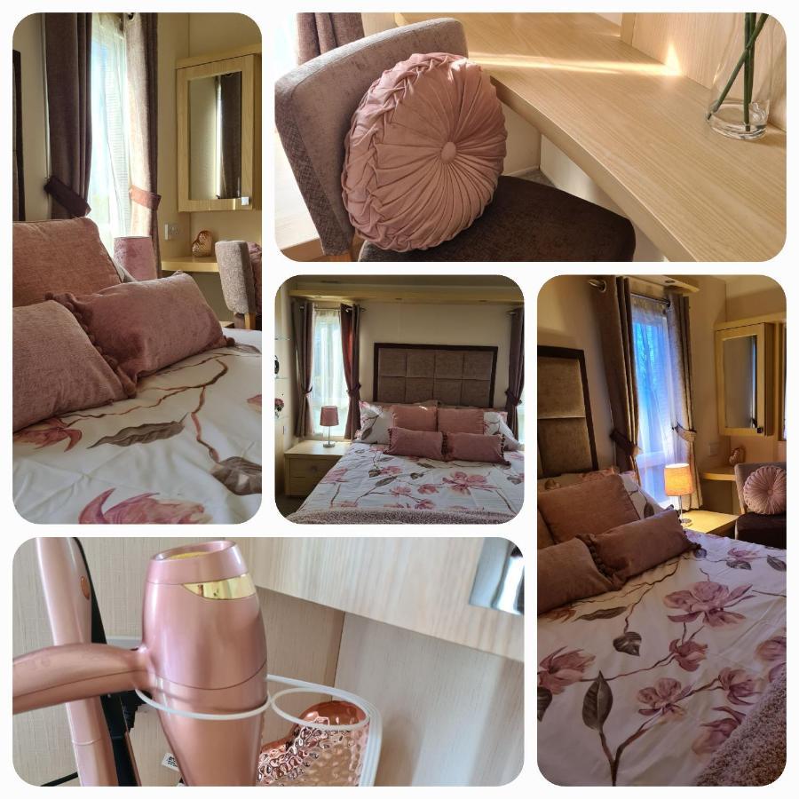 Beautiful 2 Bedroom Caravan, Holiday Park Tenby Saint Florence ภายนอก รูปภาพ